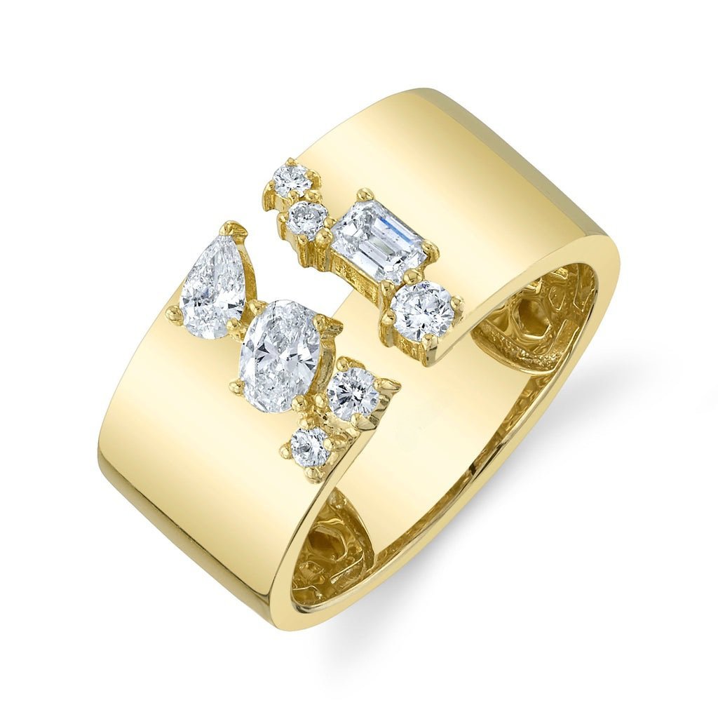 2024/03/1000130689.jpg Diamond Emerald Oval Pear Ring