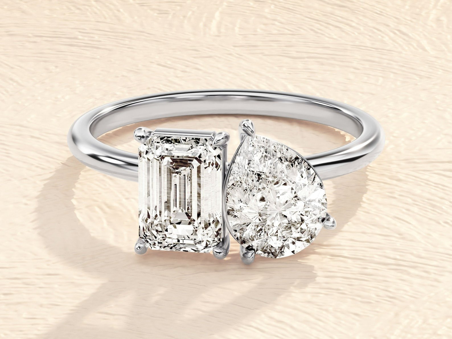 14K Solid Gold Toe Moi Engagement Ring 2ct Lab Grown Diamond 14K Solid Gold Toe Moi Engagement Ring 2ct Lab Grown Diamond
