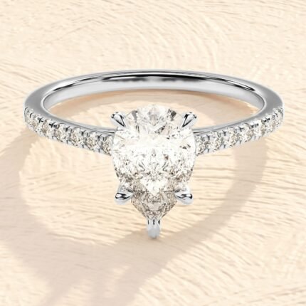 14 K Solid Gold 2.5ct Pear Cut lab Grown Diamond Engagement Ring