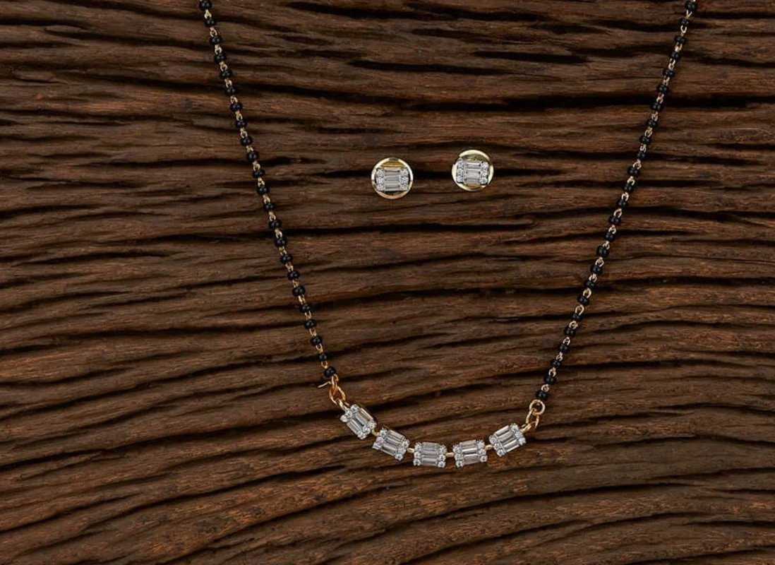 18K Solid Gold 2 CT Elegant Zircon Bridal Mangalsutra Chain